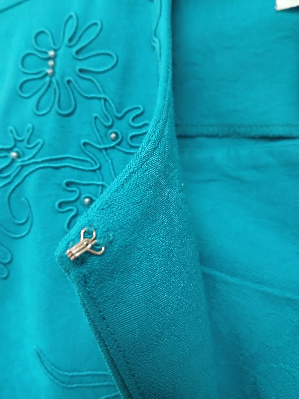 karin stevens Teal Embroidered Short-Sleeve Skirt Set